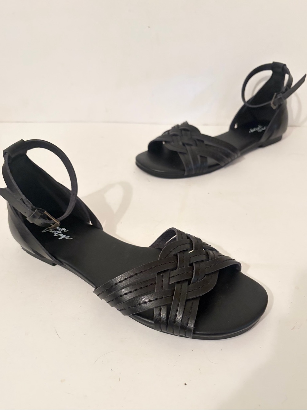 Crown Vintage Seabrylla Sandals Woven Front Adjustable Ankle Strap